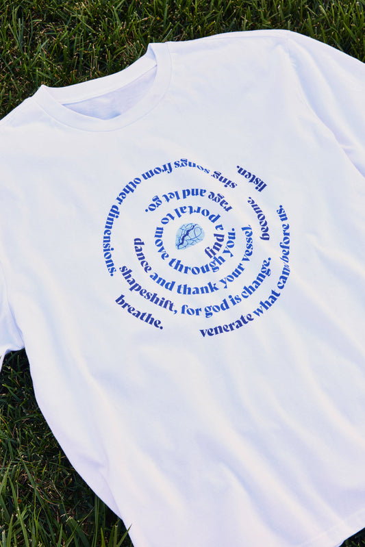 Future Transcestors Oversized T-Shirt Loveis Wise