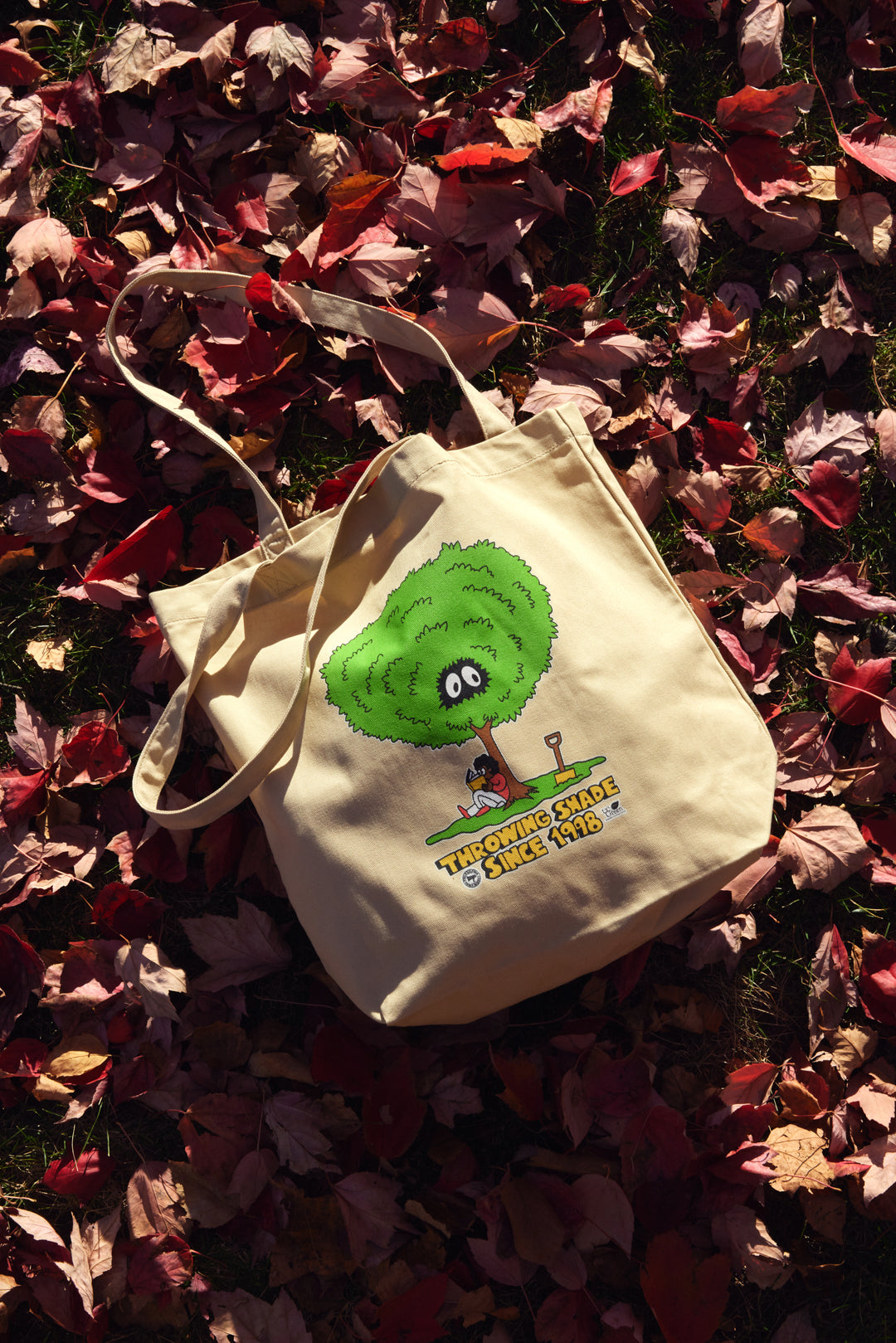 Throwing Shade Tote UC Green