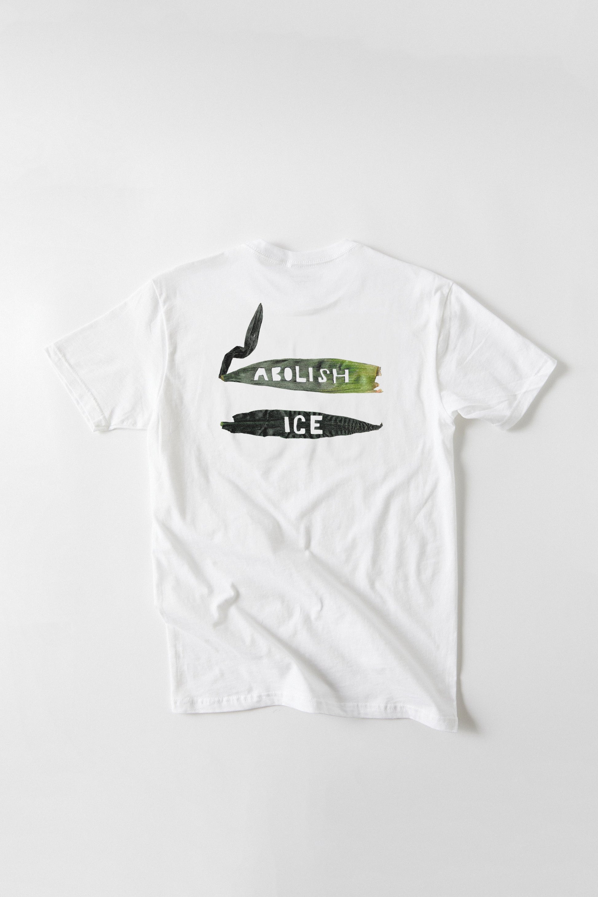 De La Tierra T-Shirt Maebh Aguilar